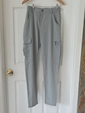Light Gray Straight-Leg Cargo Pants for Women - Casual Utility Size S